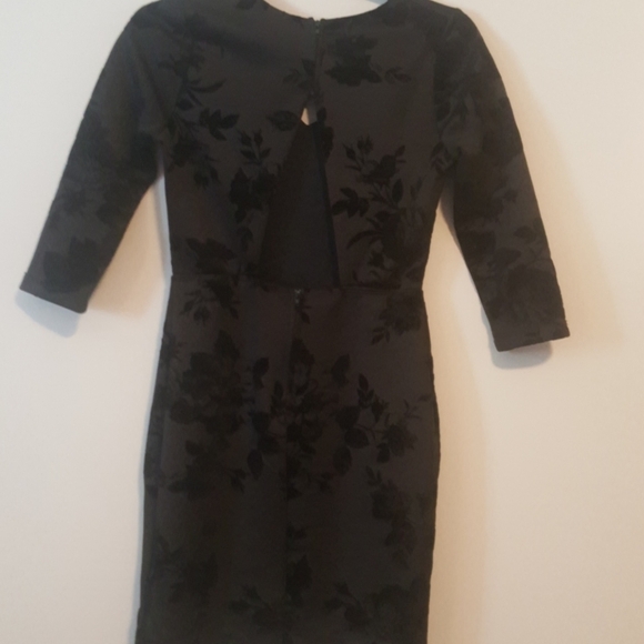 Little black casual dress medium - Picture 6 of 10